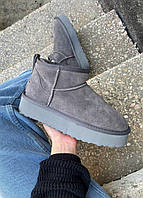 Уги жіночі UGG Classic Ultra Mini Platform сірий мінітривалі натуральний замш на хутрі на платформі
