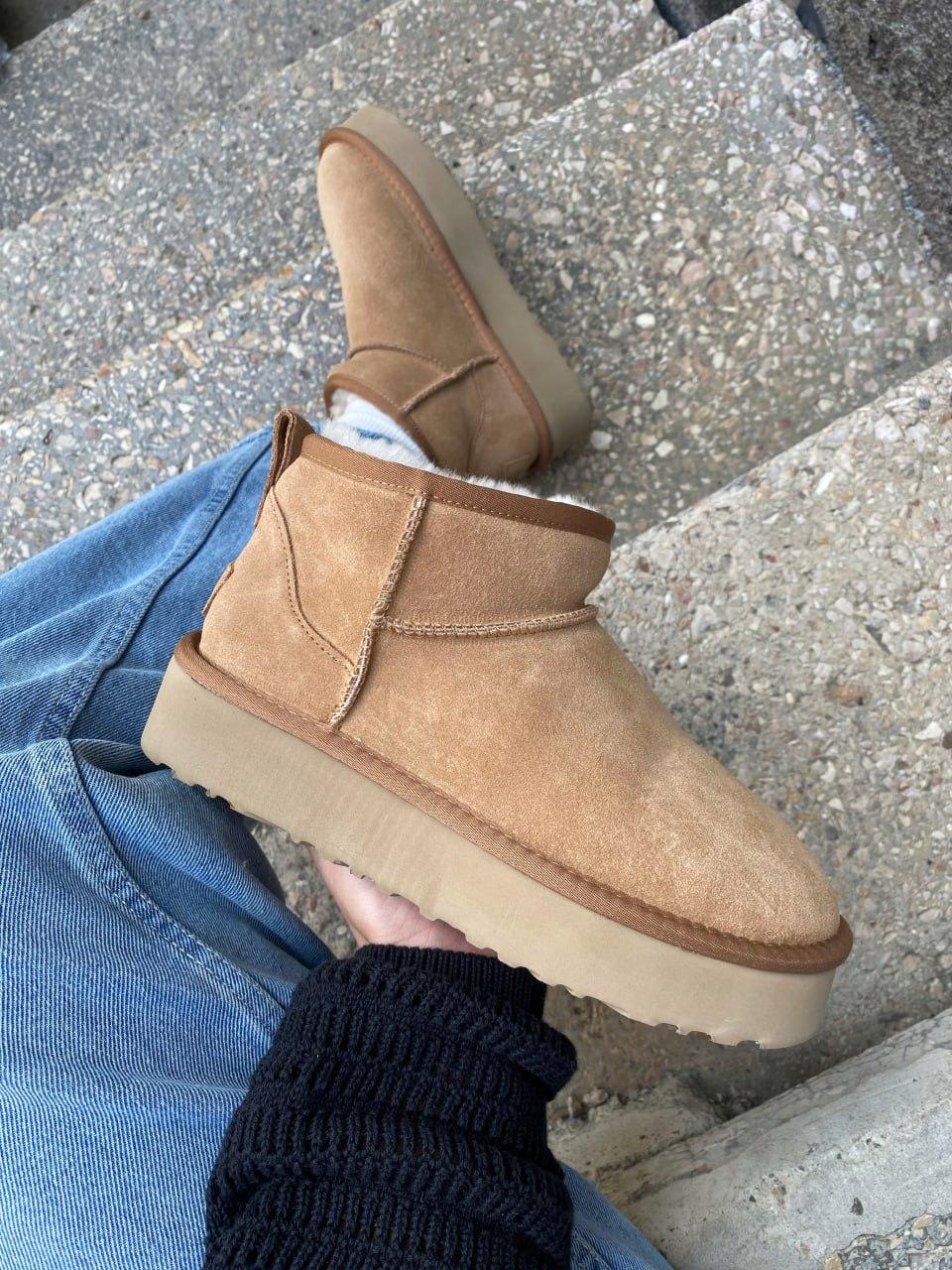 Уги жіночі UGG Ultra Mini Platform Chestnut коричневі мінітривалі натуральний замш на хутрі на платформі, фото 1