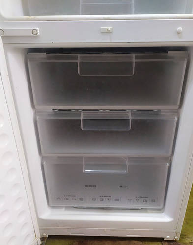 Купить Немецкий вместительный холодильник 170 см Siemens KG33NV00 из ...