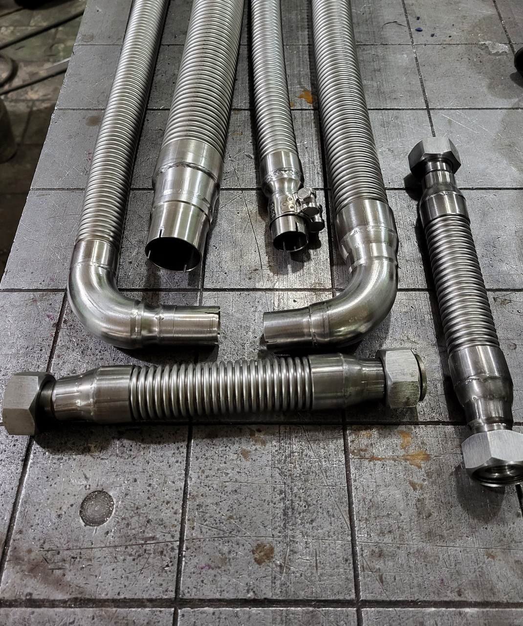 Купити Гофра для відведення вихлопних газів генератора ДК 40 мм із ...