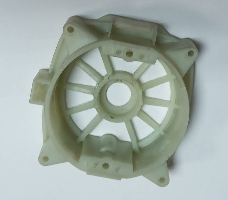 Корпус двигателя газонокосилки нижний: продажа, цена в Днепре