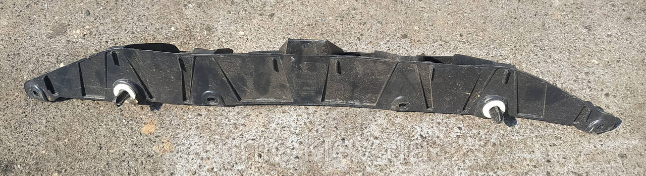 Кронштейн кріплення заднього бампера Рено Зое б/в