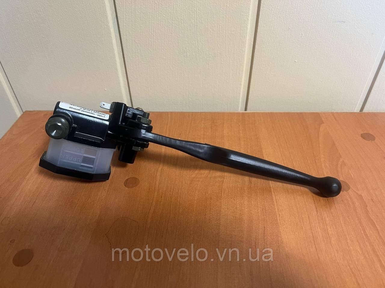 Машинка верхнього супорта правая V150A