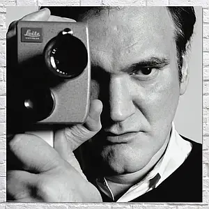 Плакат "Квентін Тарантіно з кінокамерою, Quentin Tarantino", 60×60см