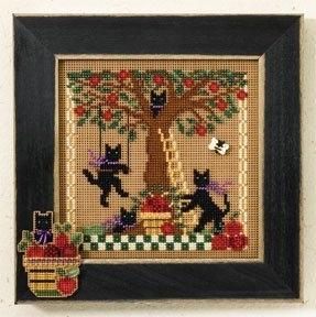 Набір для вишивки Mill Hill Apple Adventure (2007)