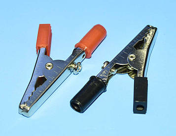 Зажим "крокодил" під банан L-55мм (черв.+чорн.) KRO0395