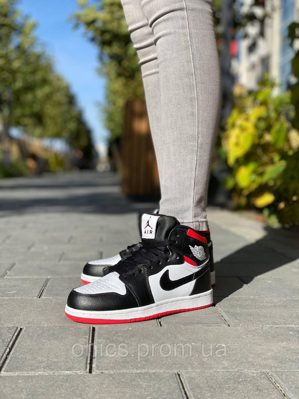 Nike Air Jordan 1 Retro Mid Red White Black хорошее качество кроссовки и кеды хорошее качество Размер 36 - фото 2 - id-p1951511600