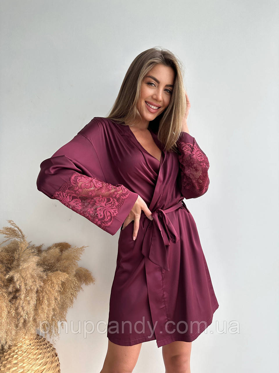 Халат короткий з шовку Армані довгий рукав з мереживом марсала (розміри: S-L) бордовий, фото 1