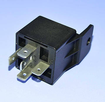 Реле автомобільне 12V 1група 4120 40A on-on, Liming PRE0004