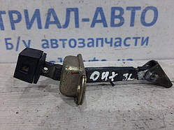 Обмежувач дверей задній лівий Mitsubishi Outlander 2003-2008 5702A076 (Арт.26113)