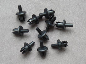 Заклепка з розпірною втулкою пластикова розширювана GM 90087290