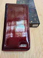 Большой кожаный кошелек женский покрытый лаком 18.5×10см BALISA  на 12 карточек Бордовый