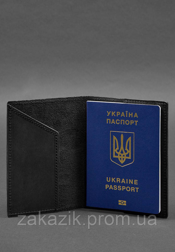 Кожаная обложка для паспорта с картой Украины черный Crazy Horse BlankNote ZZ, код: 8132080 - фото 2 - id-p1952658953