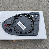 VW Golf 7 (Фольксваген Гольф 7) скло дзеркала (вкладиш, дзеркальний елемент) правий, фото 4