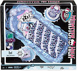 Ліжко для ляльки Monster High Abbey Bominable's Bed Playset Монстер Хай Еббі Бомінейбл, фото 4