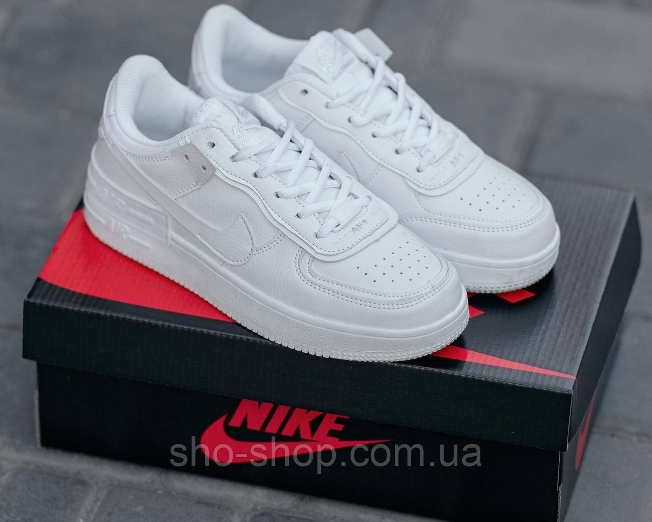 Nike Air Force Low White