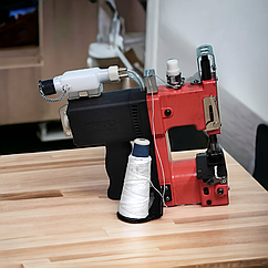 Мішкозашивочна портативна швейна машина з роликом та автоматичною подачею масла GK9-818R, 220V, 210W (6654)