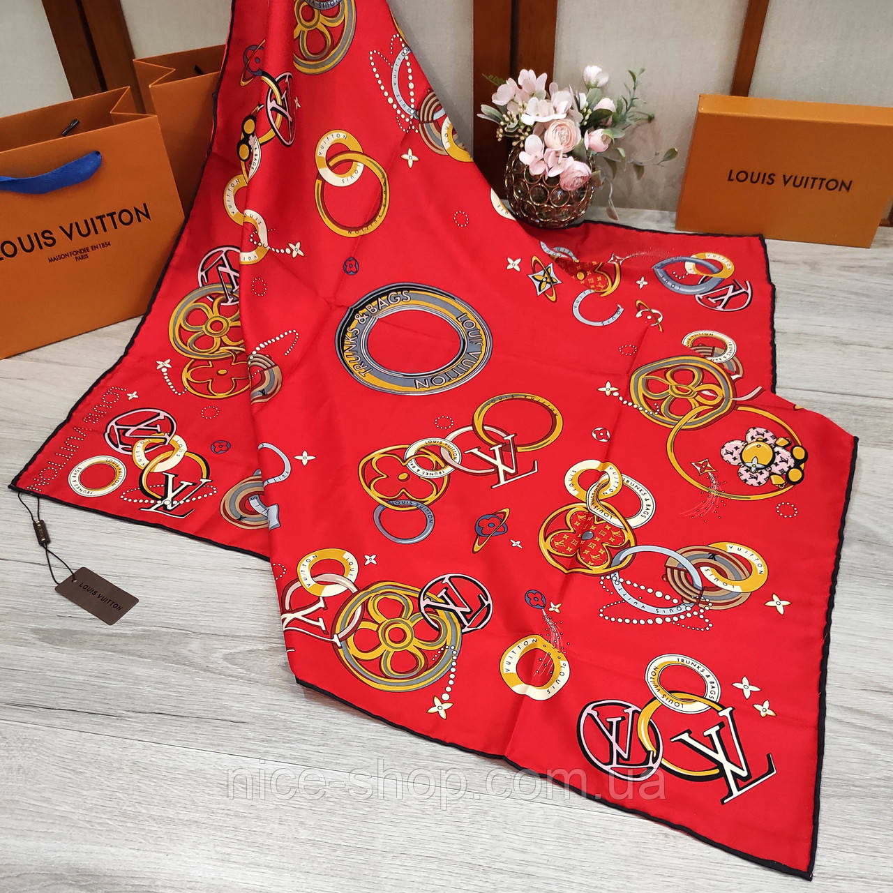 Хустка Louis Vuitton шовкова з ручною підшивкою