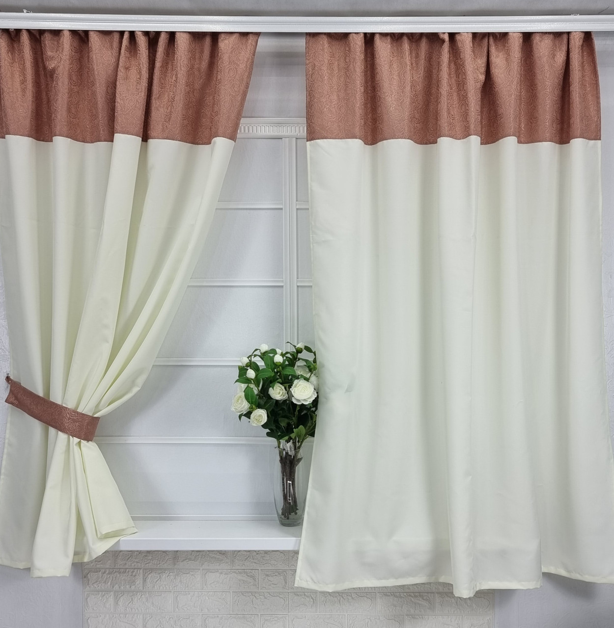 Кухонний комплект штор + підхоплення "Долорес" Пудра