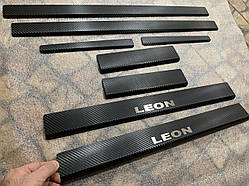Захист порогів - накладки на пороги Seat LEON III/X-PERIENCE з 2013 р. (Premium Карбон)