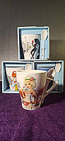 Чашка фарфоровая с ложкой Девочки 340 мл. подарочная упаковка