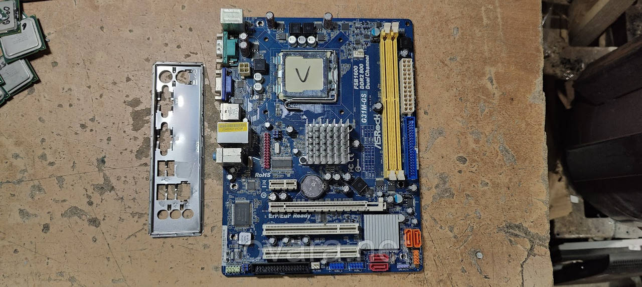Мат. плата ASRock G31M-GS LGA775 G31 PCI-E+SVGA+GbLAN SATA MicroATX 2DDR2 № 230805