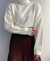 Жіноча стильна подовжена кофта під шию светриу