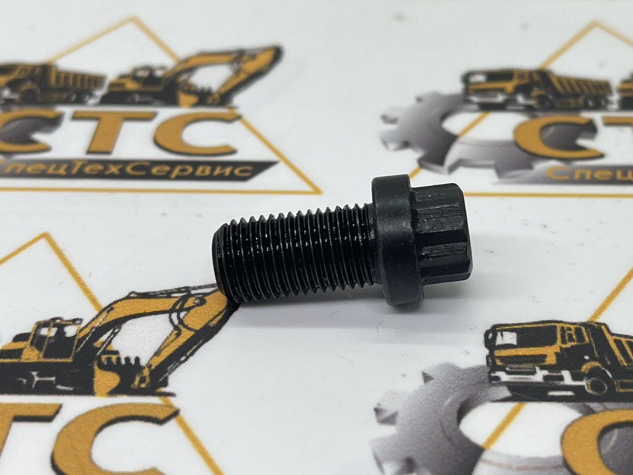 Болт кріплення хрестовини карданного вала на JCB номер 826/00892, фото 1