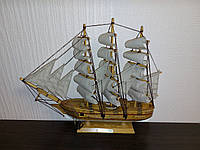 Парусник корабль сувенирный деревянный собранный