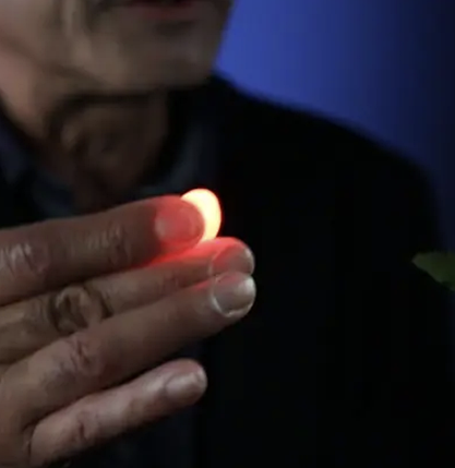 Реквізит для фокусів | Rocco's Prisma Lites SOUND Pair (Звук струму/Червоний), фото 1