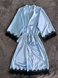 Жіночий шовковий халат блакитний