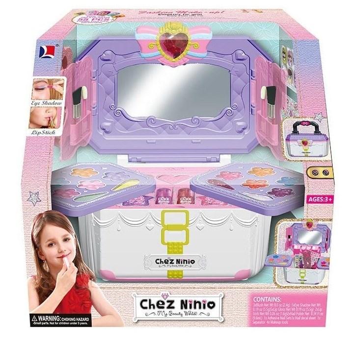 Косметика в шкатулке Chez Ninio