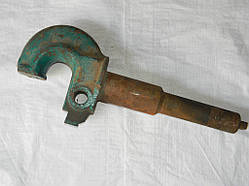 Гак тяговий