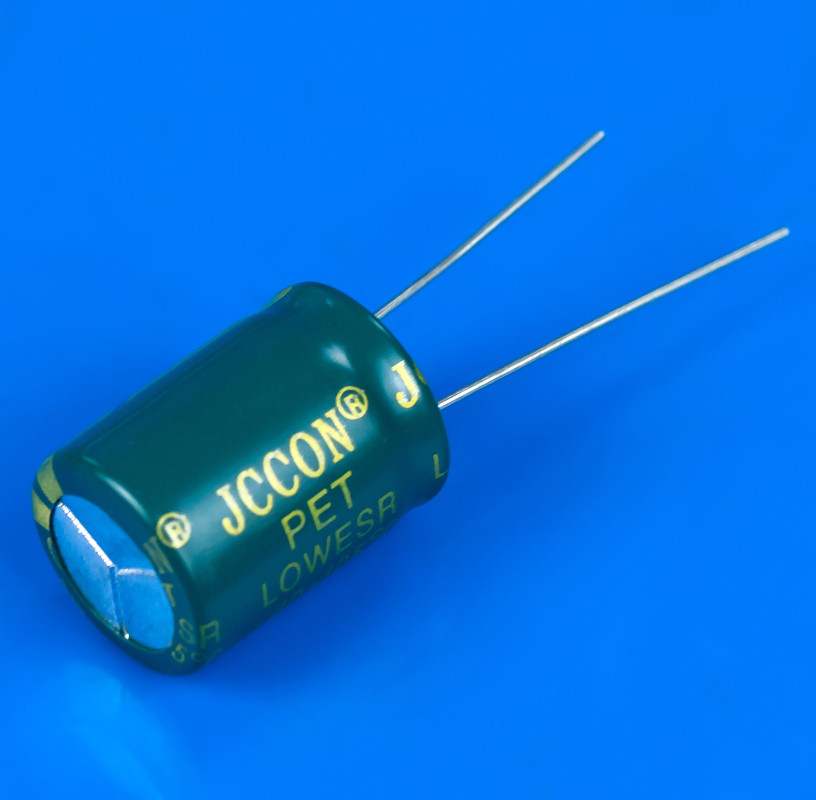 Полярний конденсатор 22mf 400V, фото 1