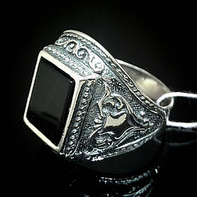 Срібний чоловічий перстень з оніксом, 7 грам