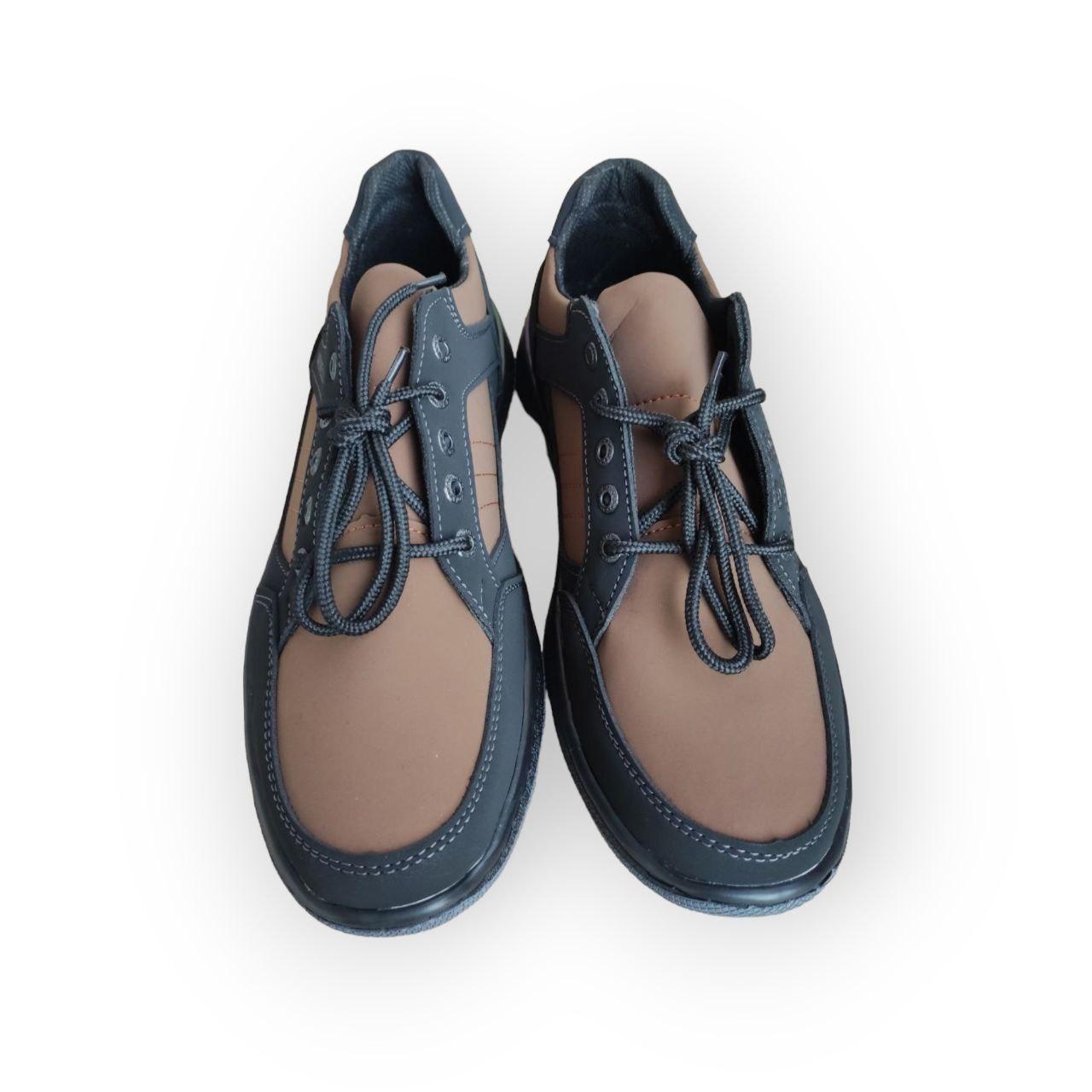 Мужские кроссовки осень бежевые с черным на шнурках 40 - фото 2 - id-p1959068688