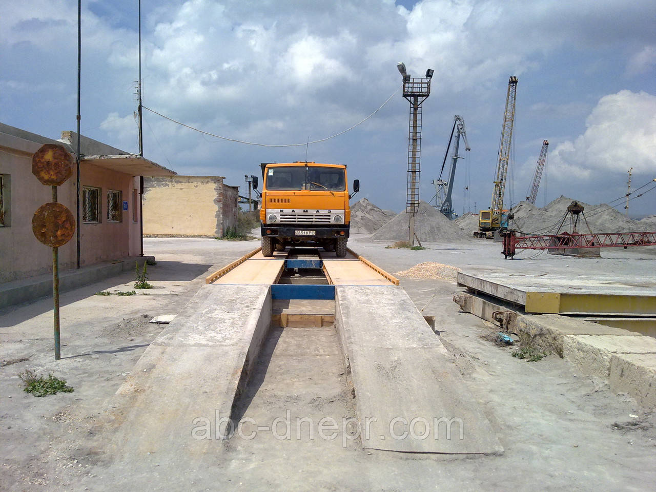 Ваги автомобільні з фундаментом і пандусами, фото 1