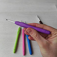 Крючок 5.0 для вязания с прорезиненной ручкой