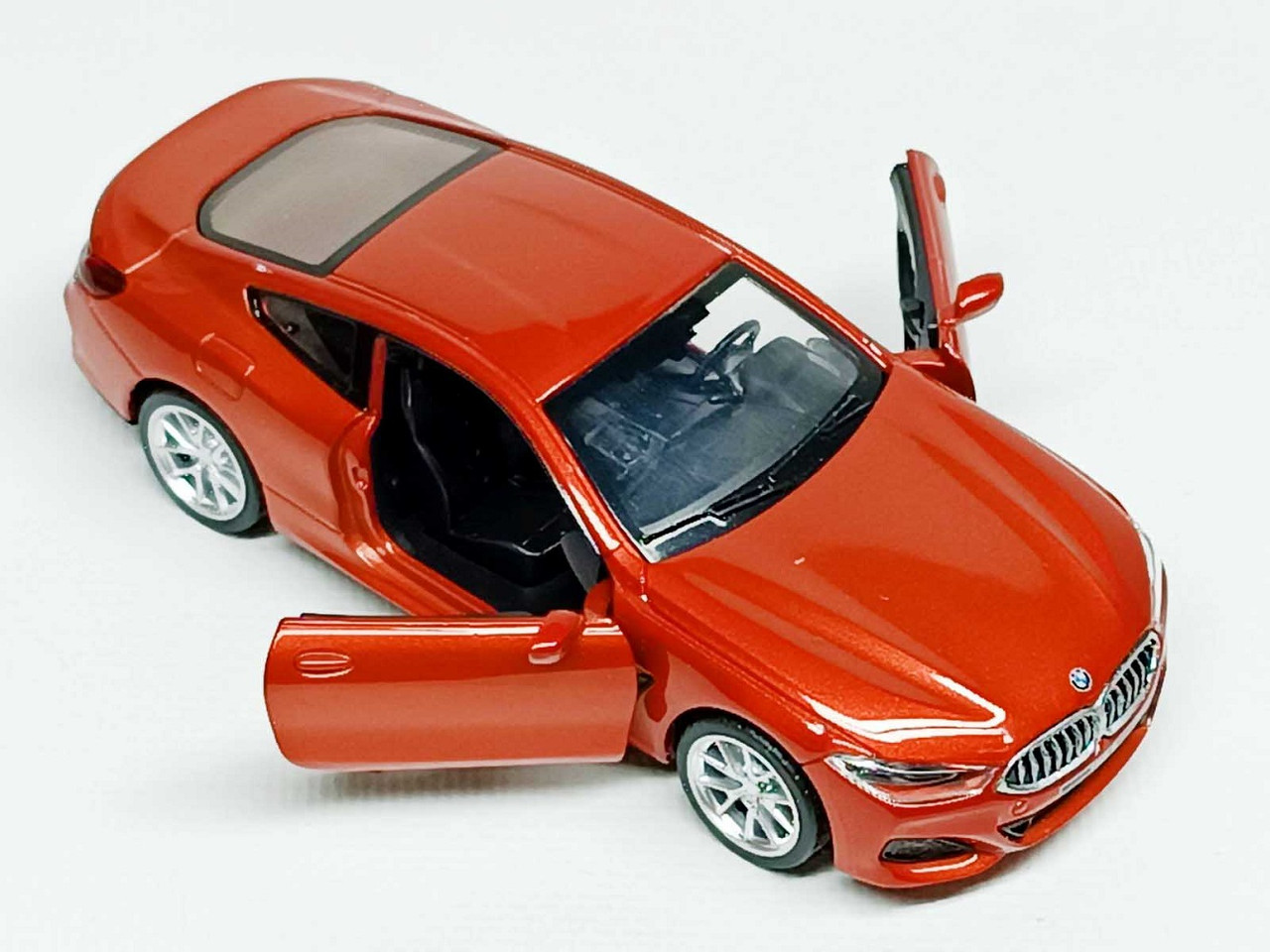 Машинка Автопром "BMW M850i Coupé" 1;35 червона 68415-2