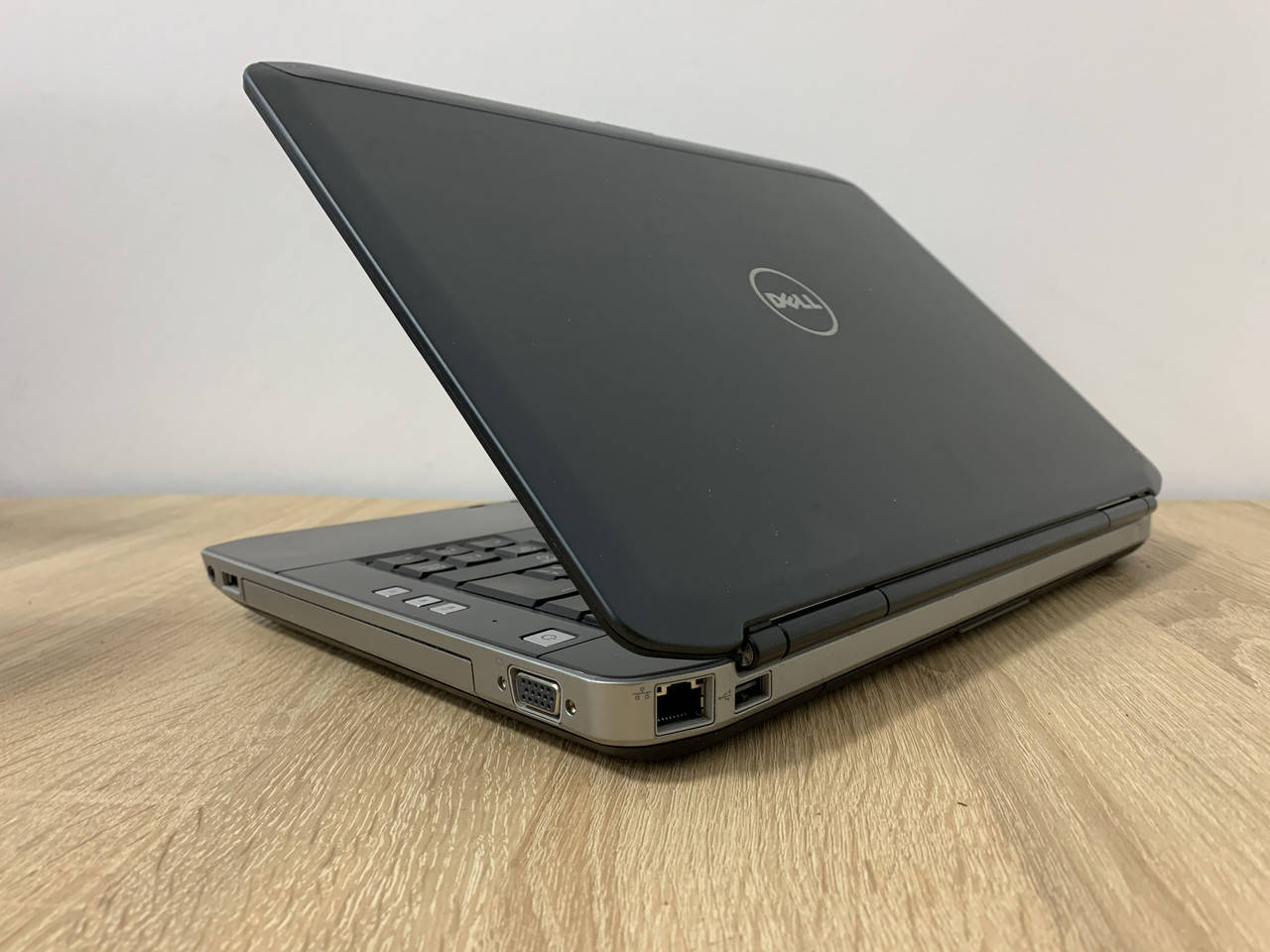 

Ноутбук Dell Latitude E5430, 14", Intel Core i5-3210M 3.1GHz, RAM 4ГБ, HDD 320ГБ