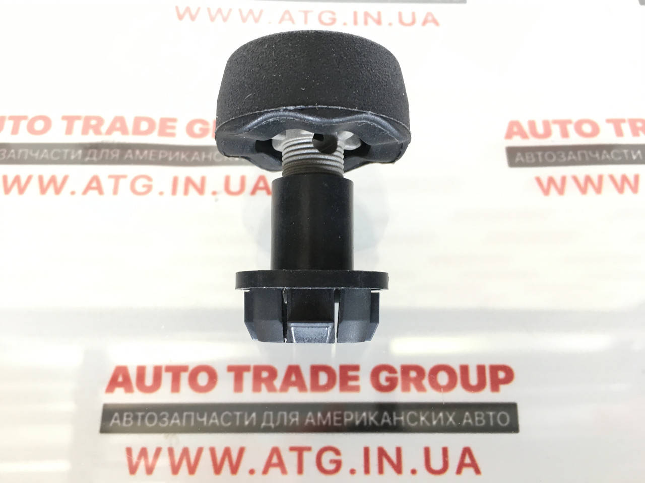 

Отбойник капота Оригинал новый Ford Escape USA 2013-2019 8V4Z16758A, CV6Z16758A