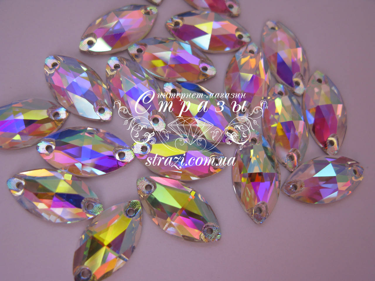 

Стразы пришивные LUX Маркиз 9*18мм. Crystal AB
