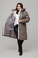 Стеганое удлиненное женское зимнее пальто с капюшоном