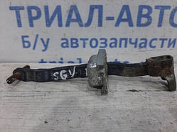 Обмежувач дверей передній лівий Suzuki Grand Vitara 2006-2016 8181065D00 (Арт.26109)