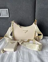 Женская изысканная сумочка прада бежевая Prada Leather Beige вместительная сумка с монетницей