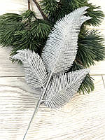 Гілочка папороті для декору. Новорічна гілочка папороті ( срібло 10 штук), фото 4