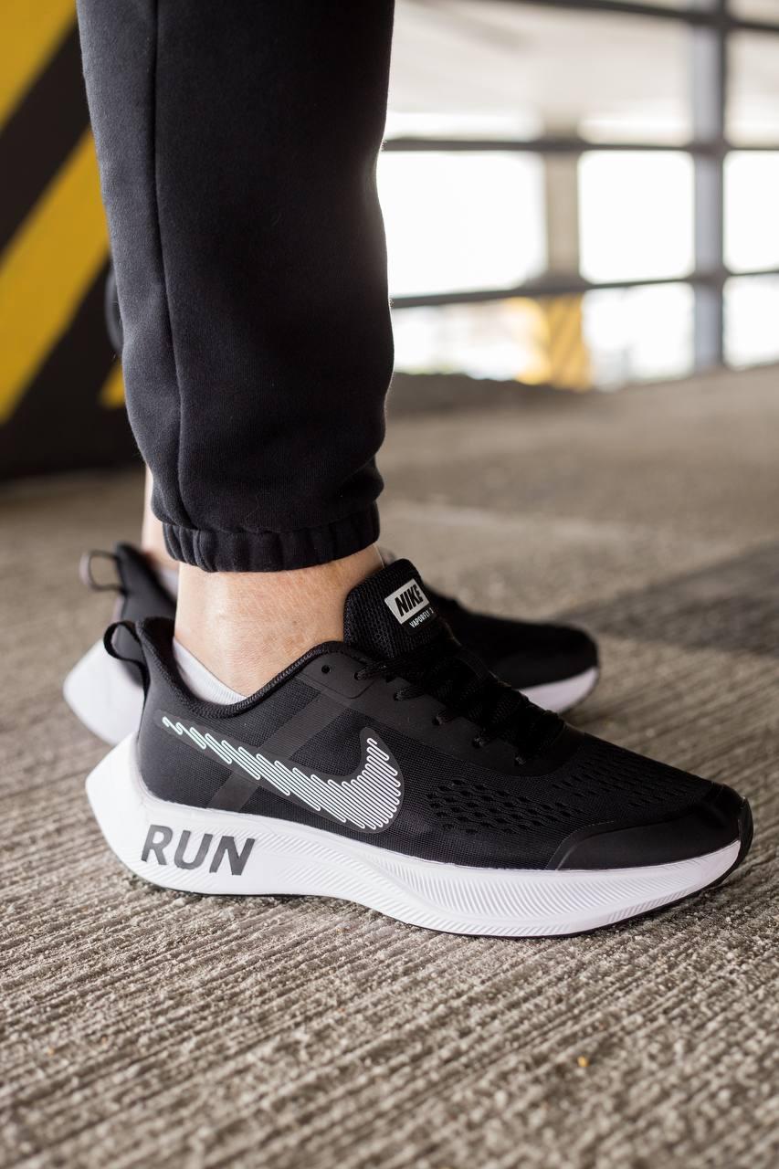 Nike zoom vaporfly triple black top