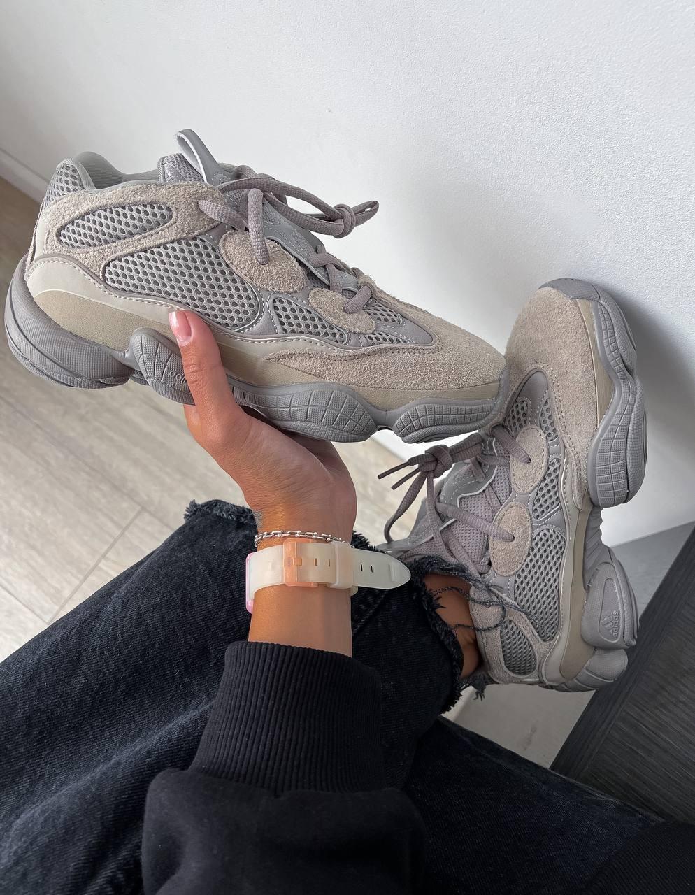 Yeezy 500 salt sales size 8