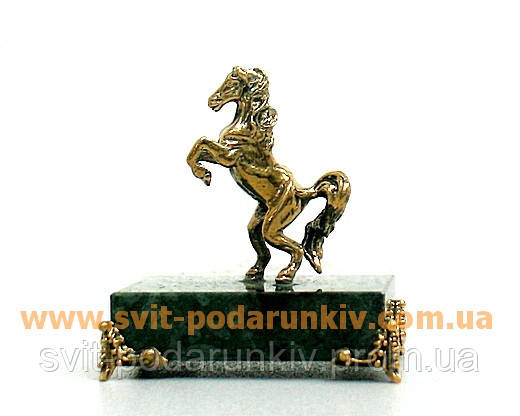 Бронзовая статуэтка Конь на подставке с ножками в подарок - фото 2 - id-p25275834