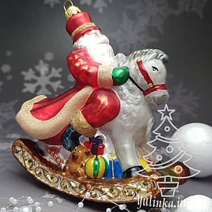 Скляна ялинкова іграшка Санта на лошадке качалке Komozja Family Santa Claus, фото 1